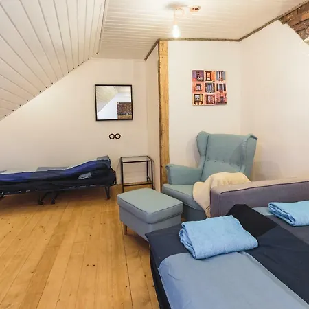 Centrally Located Old Town Loft *