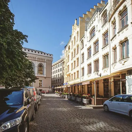 Centrally Located Old Town Loft Appartement *