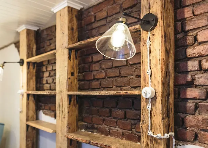 Centrally Located Old Town Loft *