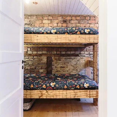 Centrally Located Old Town Loft 公寓 *