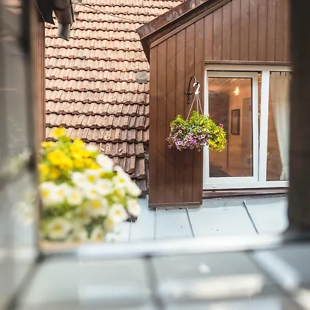 Centrally Located Old Town Loft