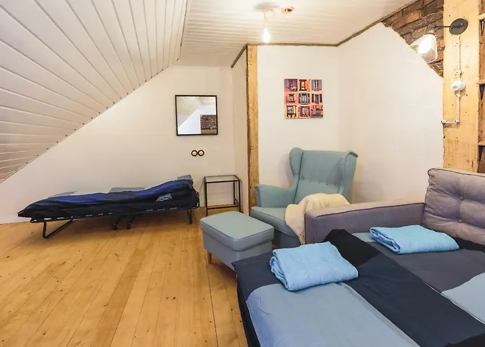 Centrally Located Old Town Loft *